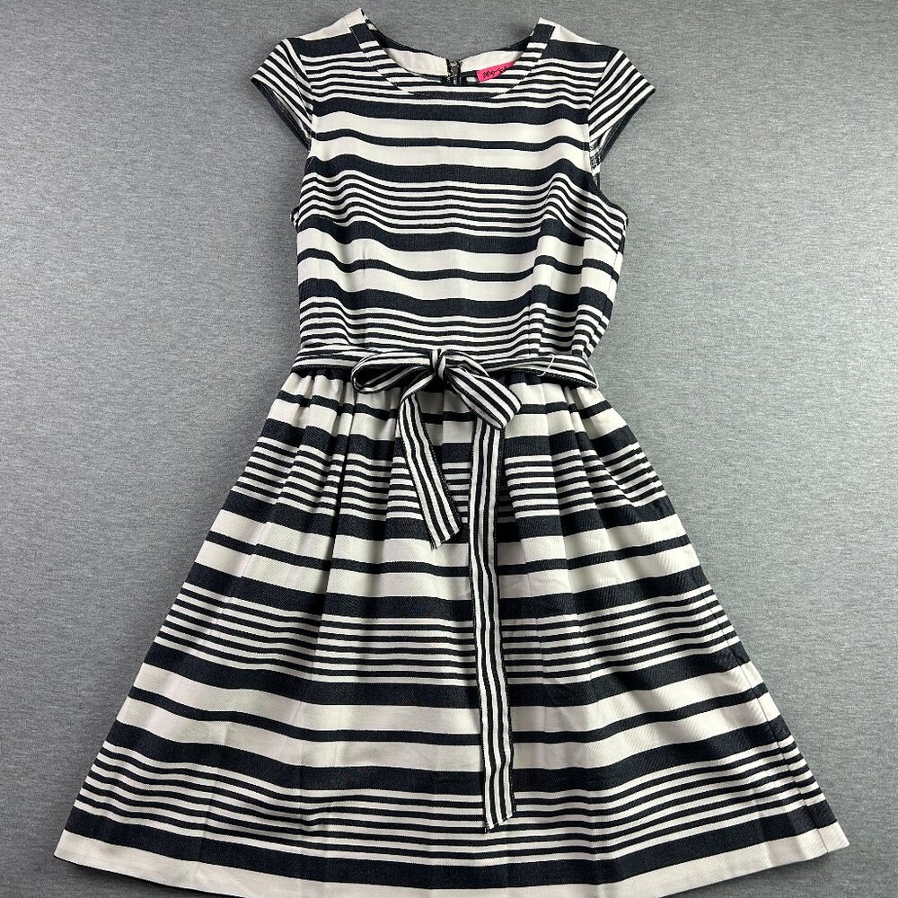 BETSEY JOHNSON Sz 8 Navy Blue and White Striped Cap Sleeves Belted Dress Pockets